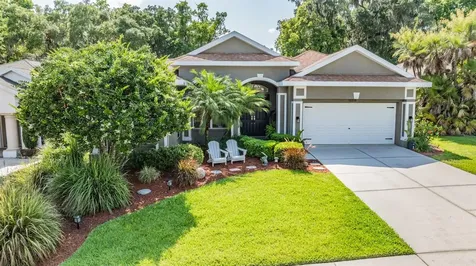 12228 Woodlands Circle Dade City FL 33525