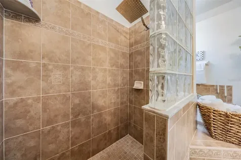 12228 Woodlands Circle Dade City FL 33525