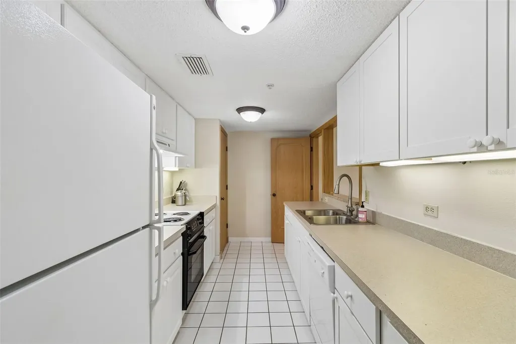 36750 Us Highway 19 N Palm Harbor FL 34684