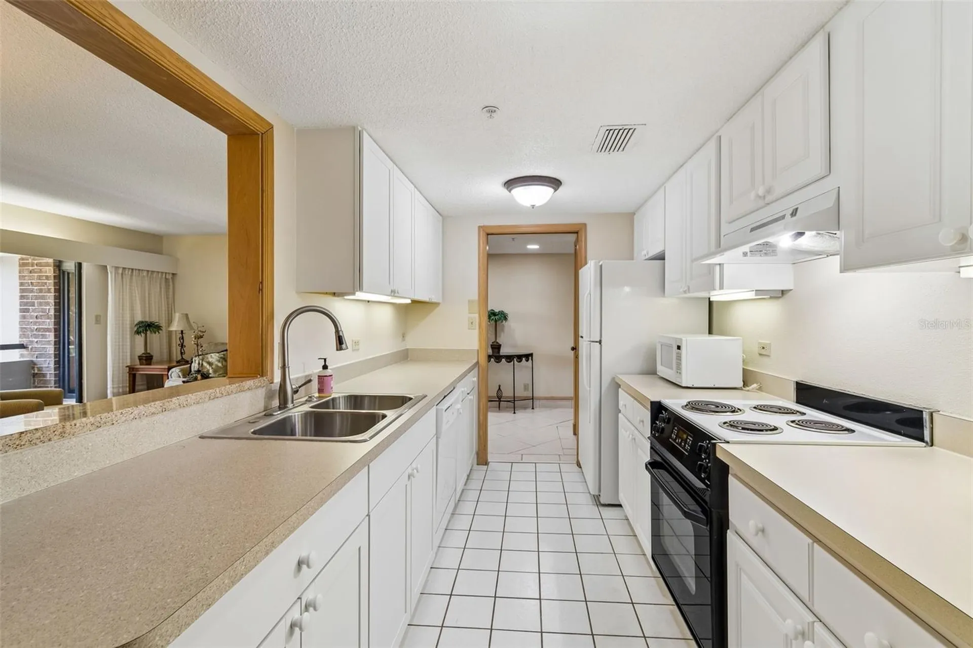 36750 Us Highway 19 N Palm Harbor FL 34684