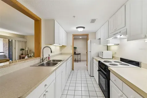 36750 Us Highway 19 N Palm Harbor FL 34684