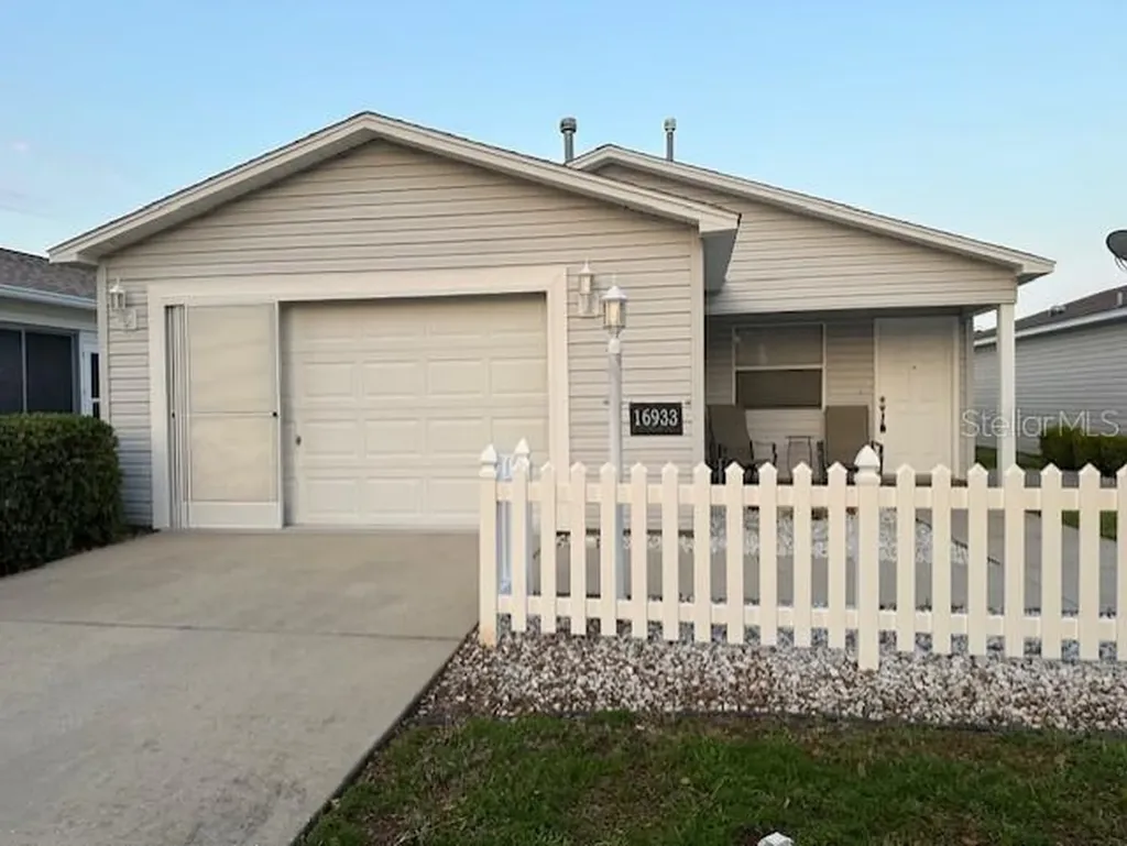 16933 SE 94th Sunnybrook Circle The Villages FL 32162