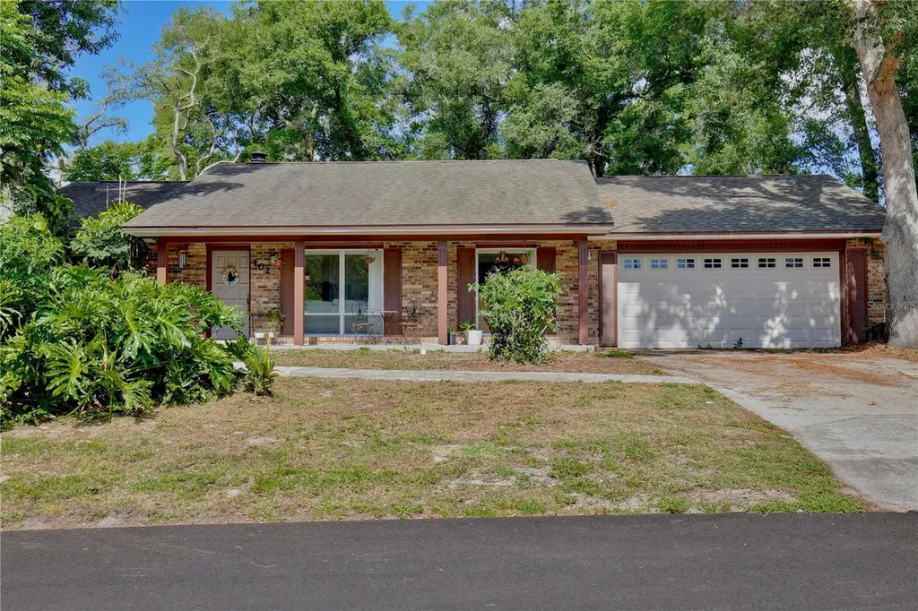 102 Beach Avenue Altamonte Springs FL 32701