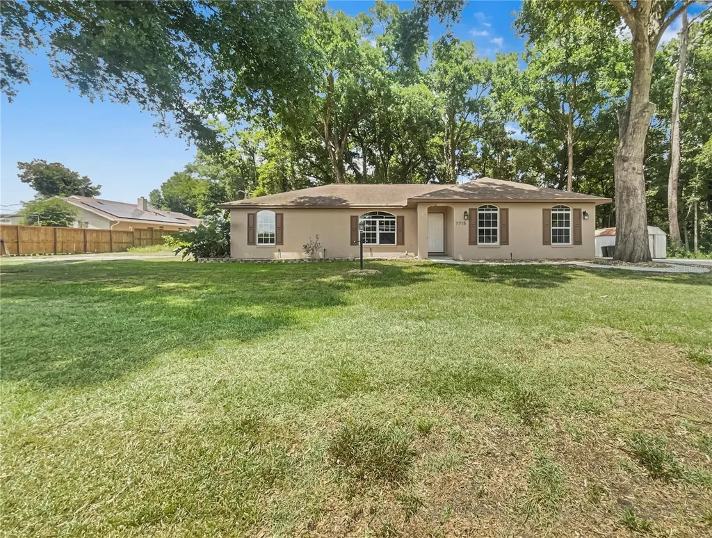 7715 SW 82nd Street Ocala FL 34476