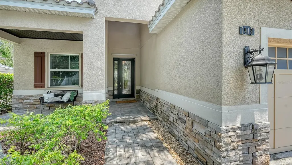 1919 Bougainvillea Street Sarasota FL 34239