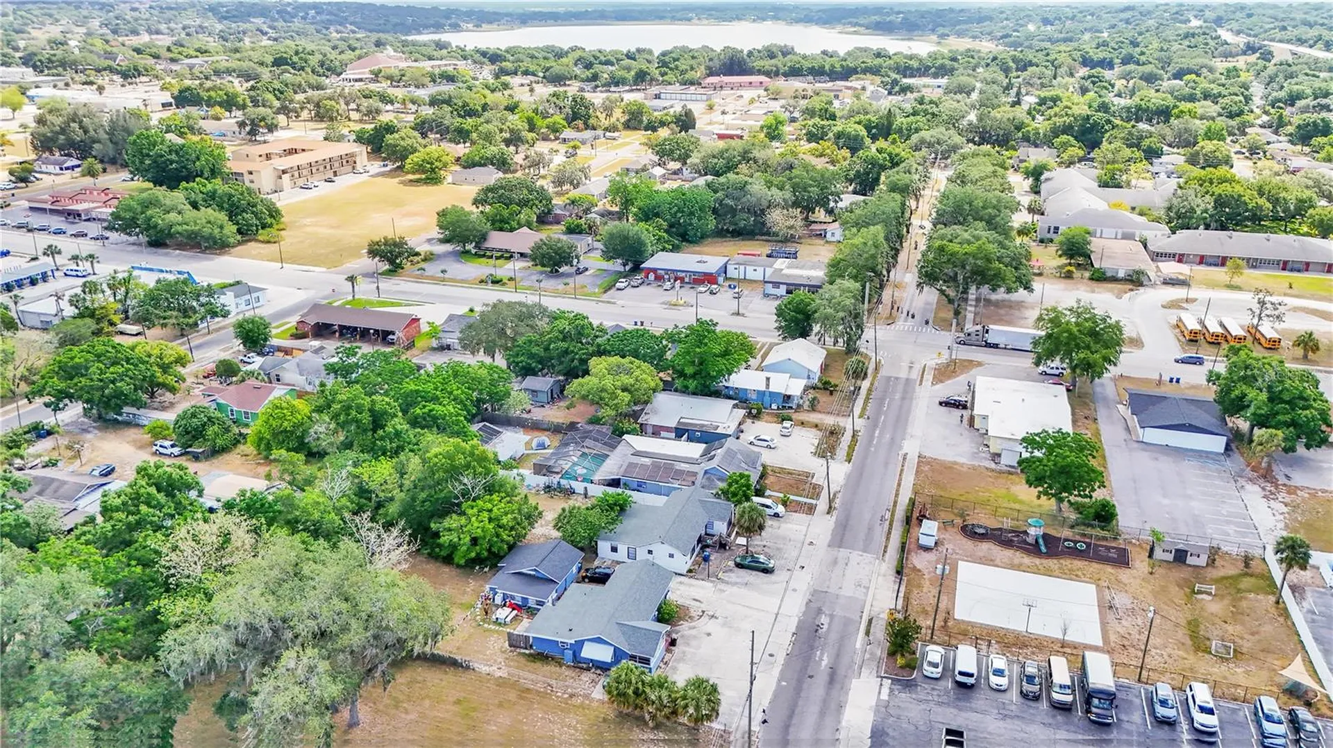 26 W Polk Avenue Lake Wales FL 33853