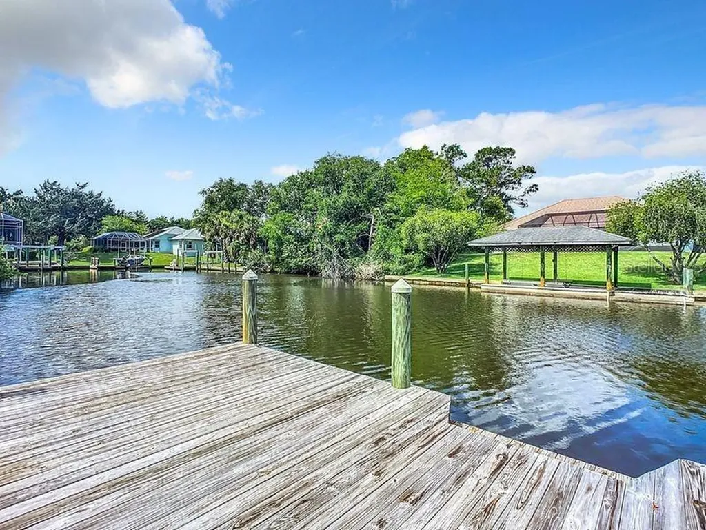 7 Crandell Court Palm Coast FL 32137