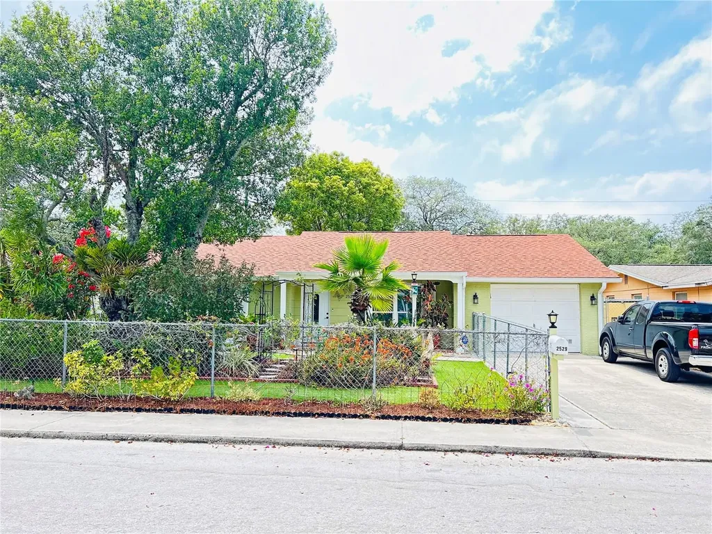 2529 Flintwood Drive Holiday FL 34690