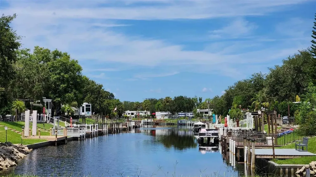 371 Bob Cat Lane River Ranch FL 33867