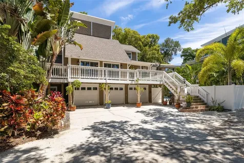 13045 Poinsettia Avenue Seminole FL 33776