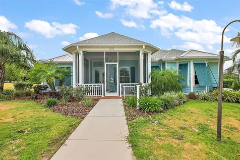 1272 Fiesta Key Circle Lady Lake FL 32159