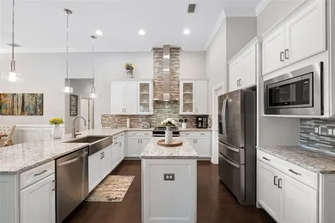 4850 Pointe O Woods Drive Wesley Chapel FL 33543