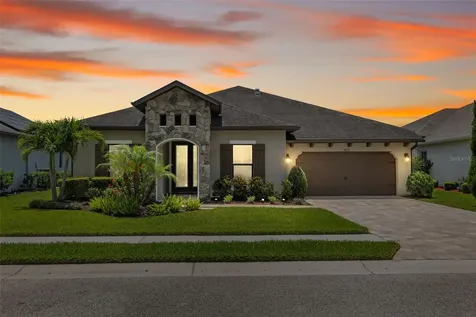 4850 Pointe O Woods Drive Wesley Chapel FL 33543