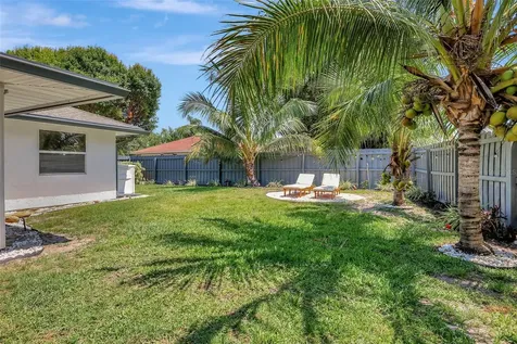 1829 NE Avenida Dracaena Jensen Beach FL 34957