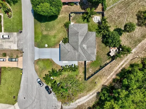 1829 NE Avenida Dracaena Jensen Beach FL 34957