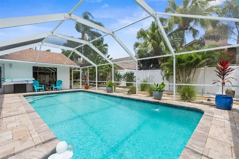 1001 Chatham Court Safety Harbor FL 34695