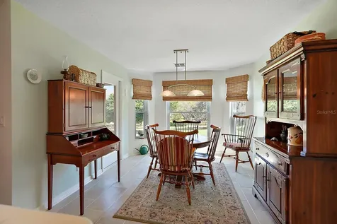 26950 Honeymoon Avenue Leesburg FL 34748