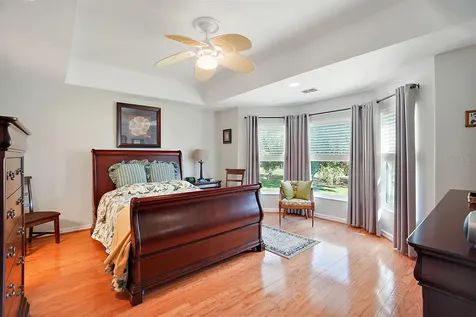 26950 Honeymoon Avenue Leesburg FL 34748