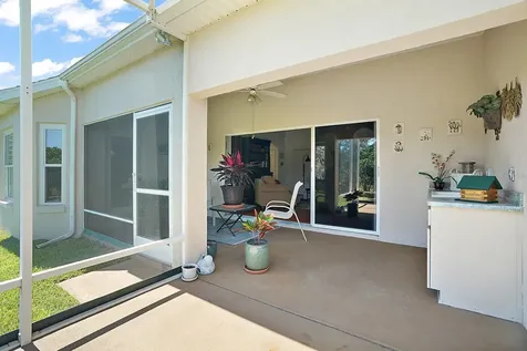 26950 Honeymoon Avenue Leesburg FL 34748