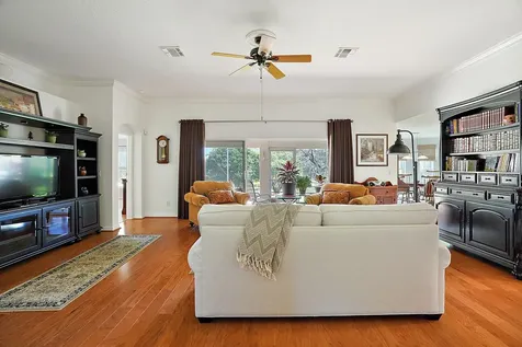 26950 Honeymoon Avenue Leesburg FL 34748