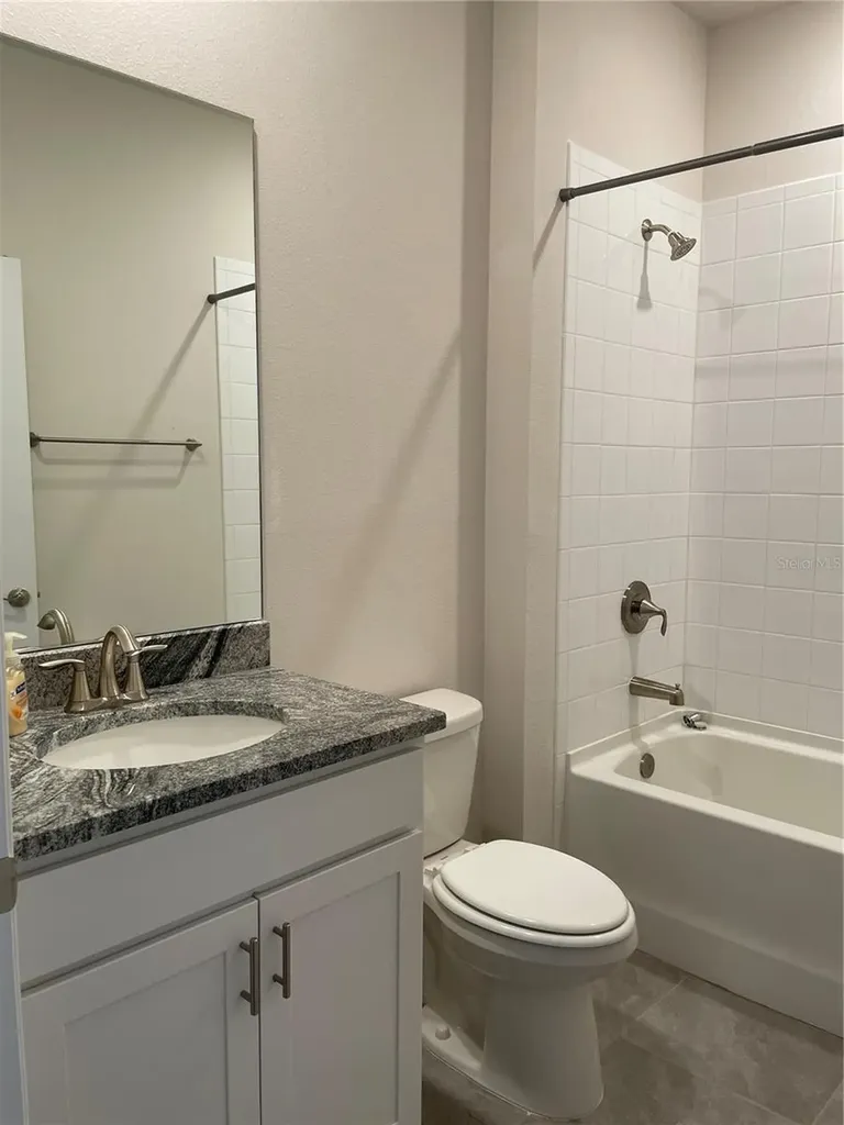 18027 Pastureland Avenue Bradenton FL 34211