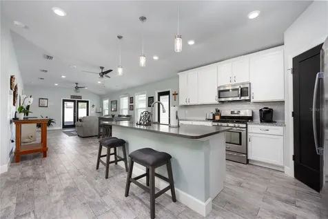 1762 SW 247th Street Newberry FL 32669