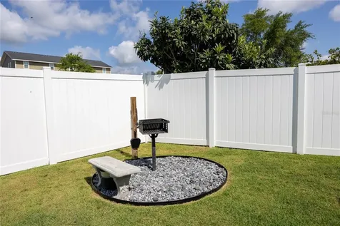 1762 SW 247th Street Newberry FL 32669