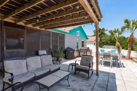 2717 Blossom Lake Drive Holiday FL 34691