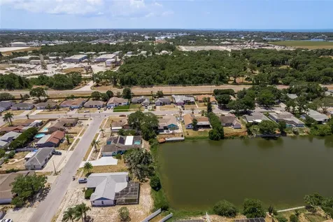 2717 Blossom Lake Drive Holiday FL 34691