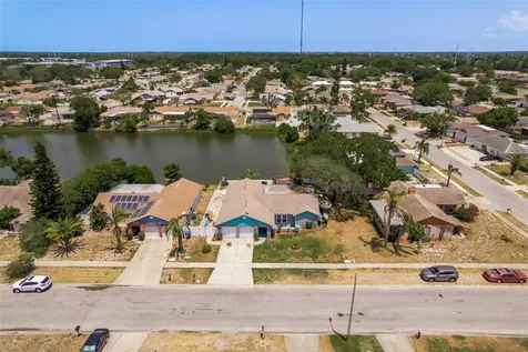 2717 Blossom Lake Drive Holiday FL 34691