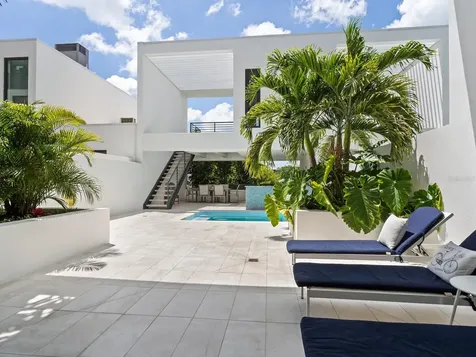 1542 4th Street Sarasota FL 34236