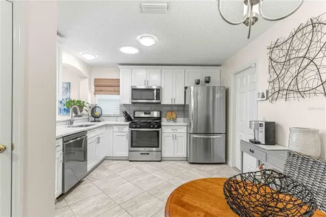 1909 Peachtree Avenue The Villages FL 32162