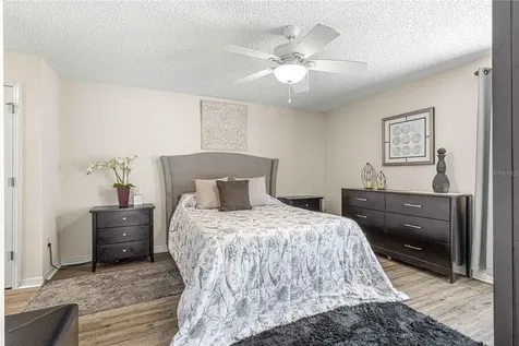 1909 Peachtree Avenue The Villages FL 32162