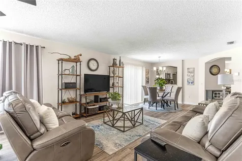 1909 Peachtree Avenue The Villages FL 32162