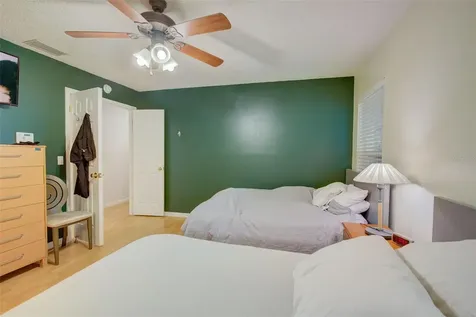 802 Justice Drive Tampa FL 33613