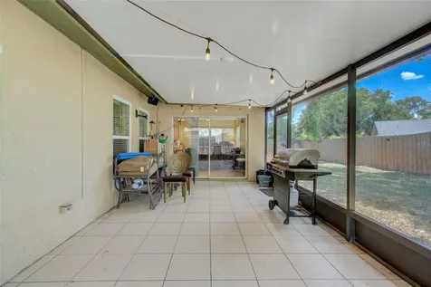 802 Justice Drive Tampa FL 33613