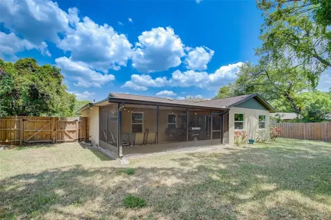 802 Justice Drive Tampa FL 33613