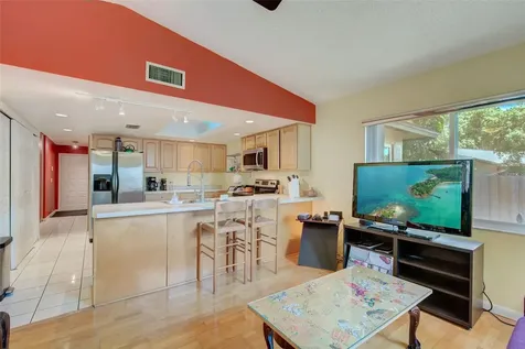 802 Justice Drive Tampa FL 33613
