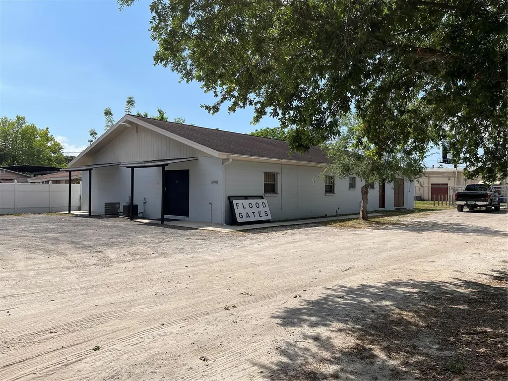 6948 W Mohawk Avenue Tampa FL 33634