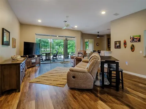 26938 Honeymoon Avenue Leesburg FL 34748