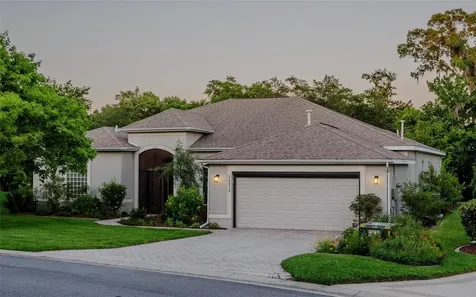 26938 Honeymoon Avenue Leesburg FL 34748