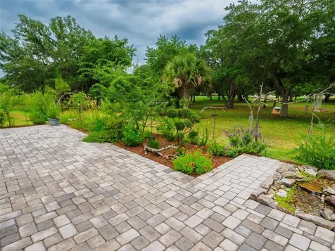 26938 Honeymoon Avenue Leesburg FL 34748