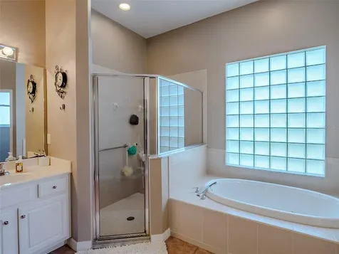 26938 Honeymoon Avenue Leesburg FL 34748