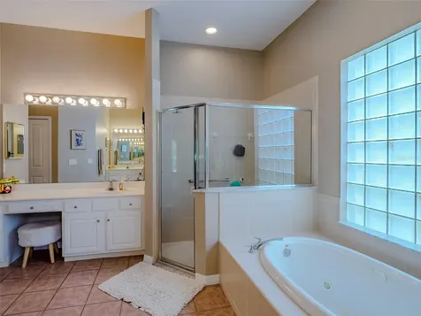 26938 Honeymoon Avenue Leesburg FL 34748