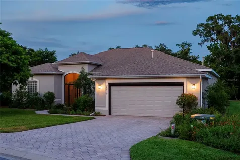 26938 Honeymoon Avenue Leesburg FL 34748