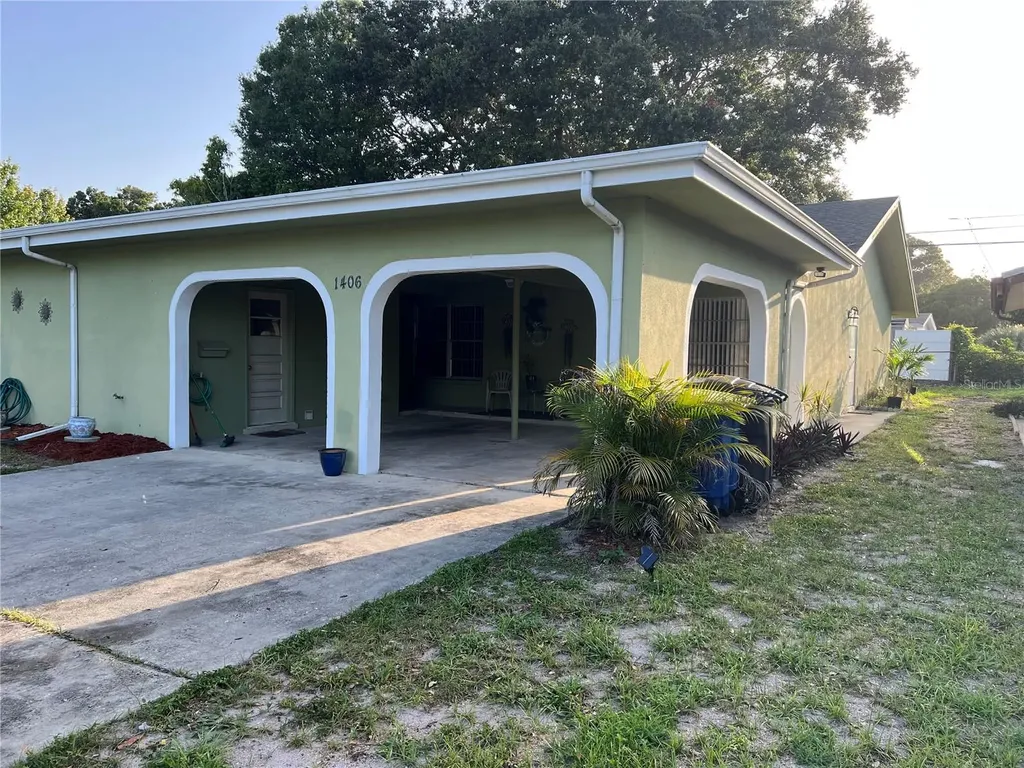 1406 N Saturn Avenue Clearwater FL 33755