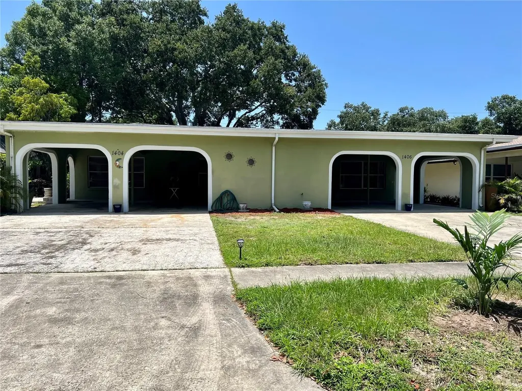 1406 N Saturn Avenue Clearwater FL 33755