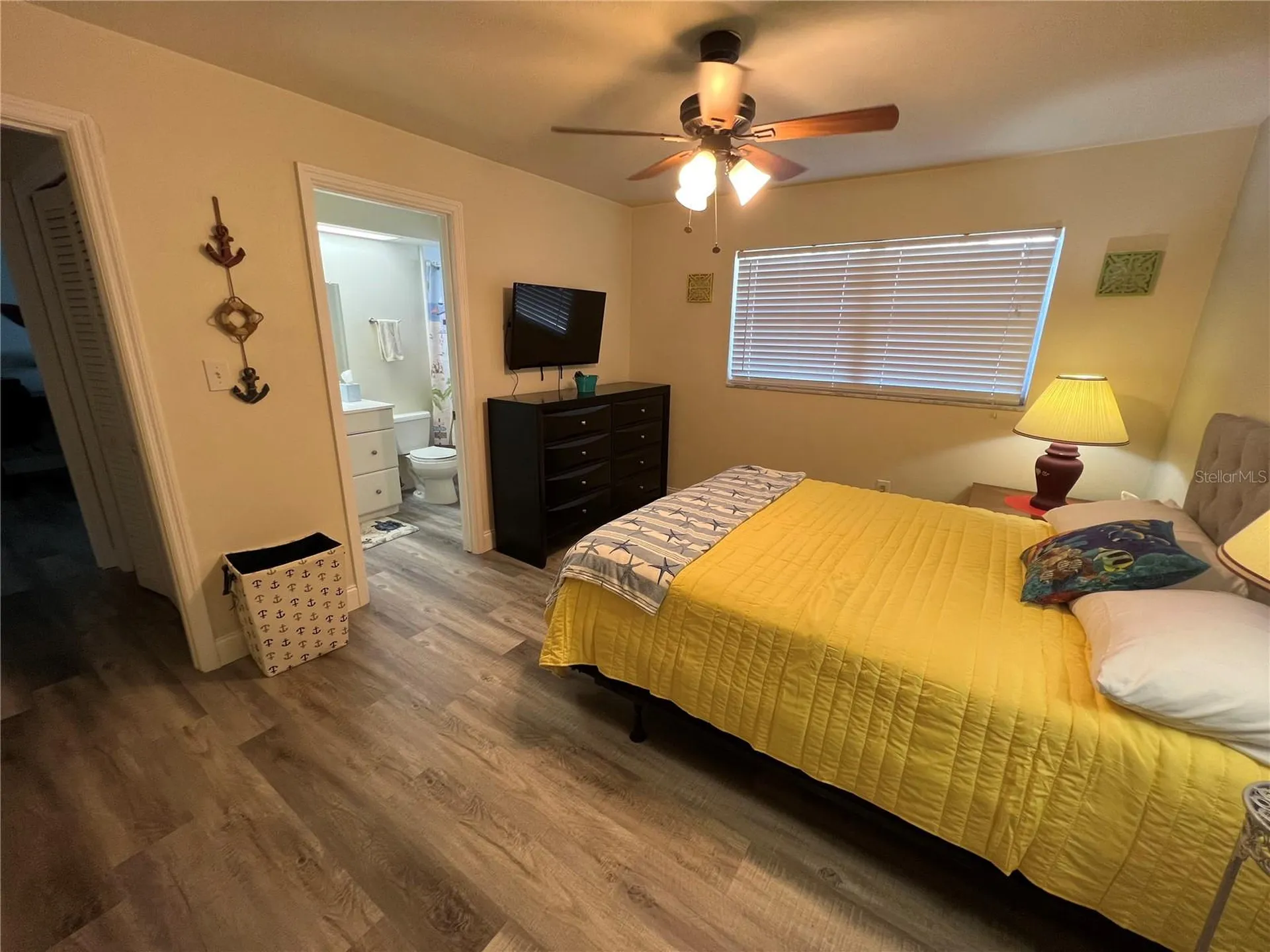 1406 N Saturn Avenue Clearwater FL 33755