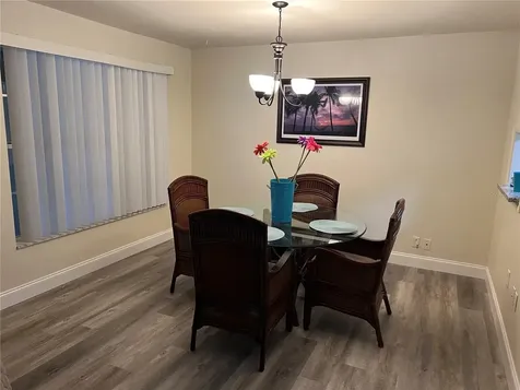 1406 N Saturn Avenue Clearwater FL 33755