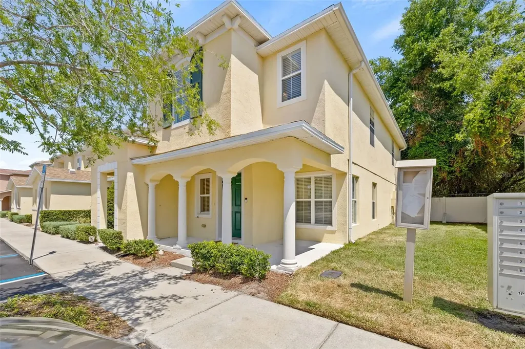 8715 Sheldon Creek Boulevard Tampa FL 33615